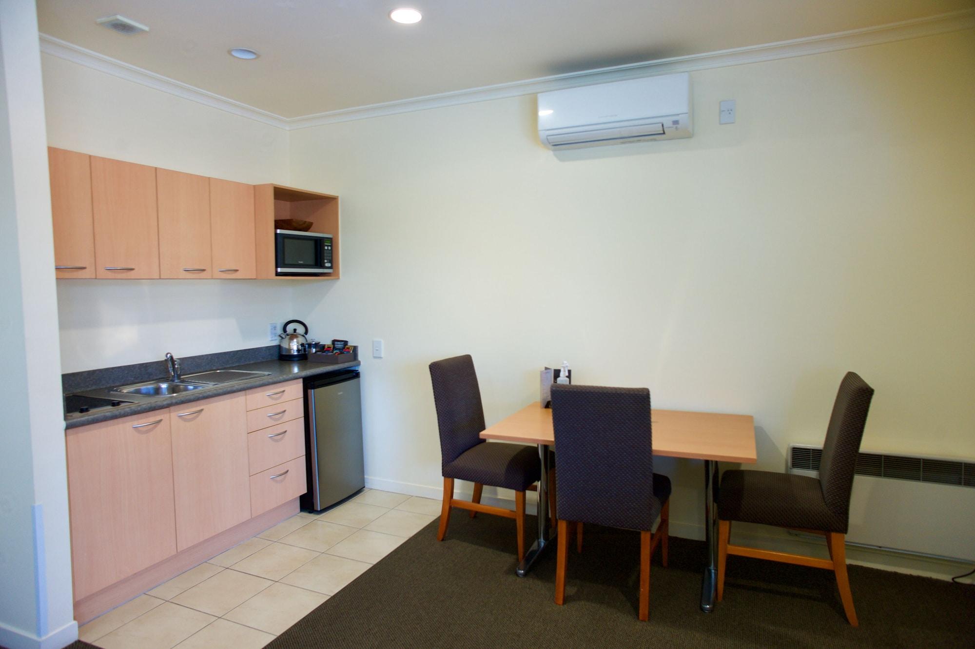 רוטורואה Regal Palms Resort מראה חיצוני תמונה A kitchen in a serviced apartment